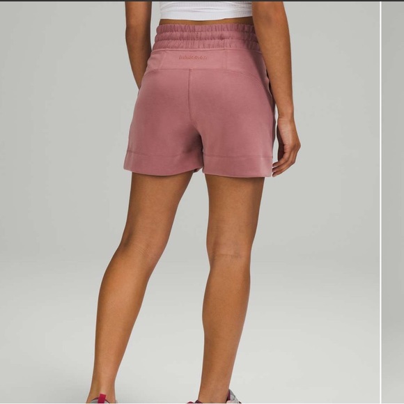 Soft Ambitions High Rise Short 4" - Picture 3 of 3